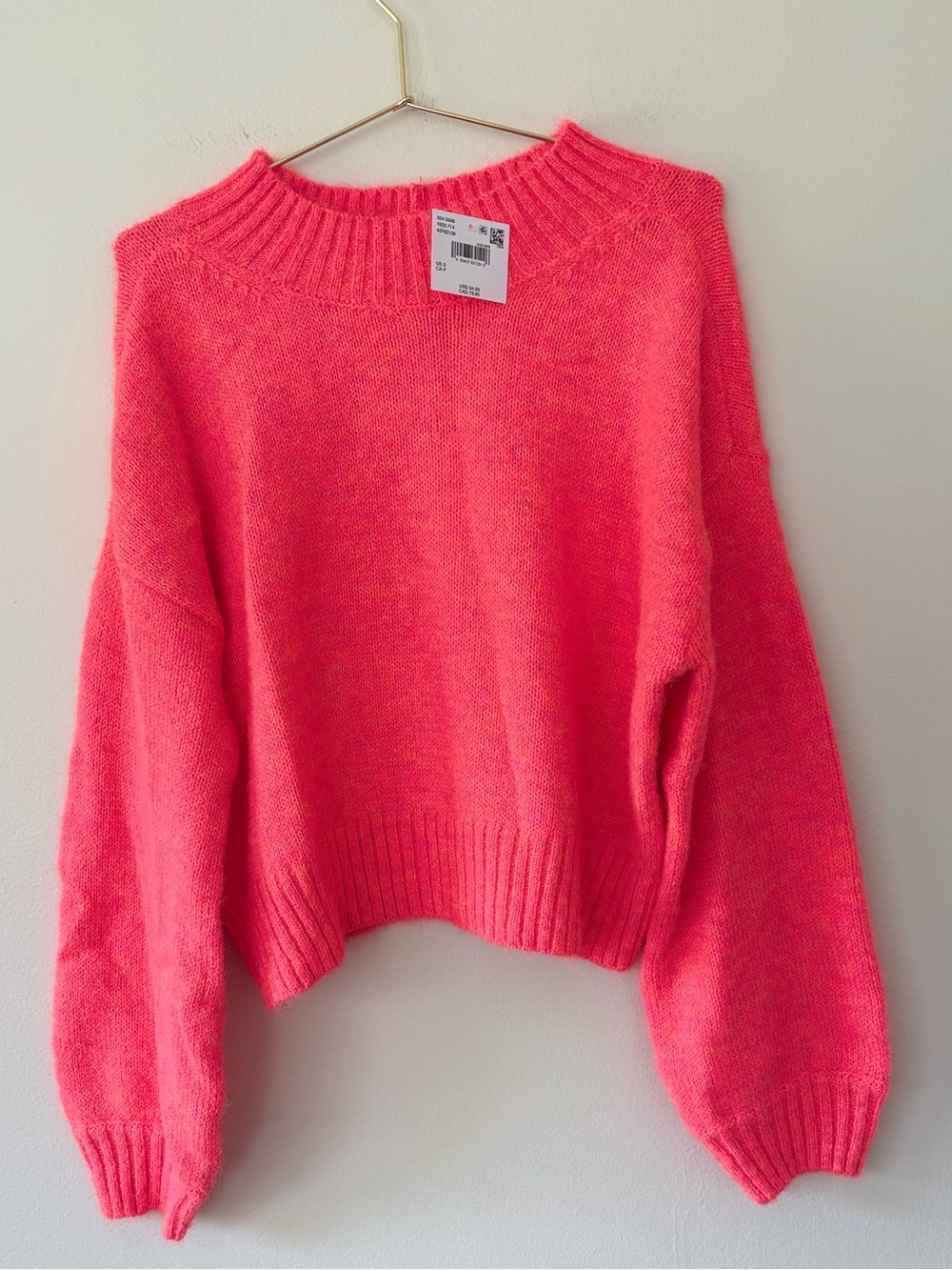 American Eagle Women’s S Pink Coral Fuzzy Cropped Crewneck Sweater NWT